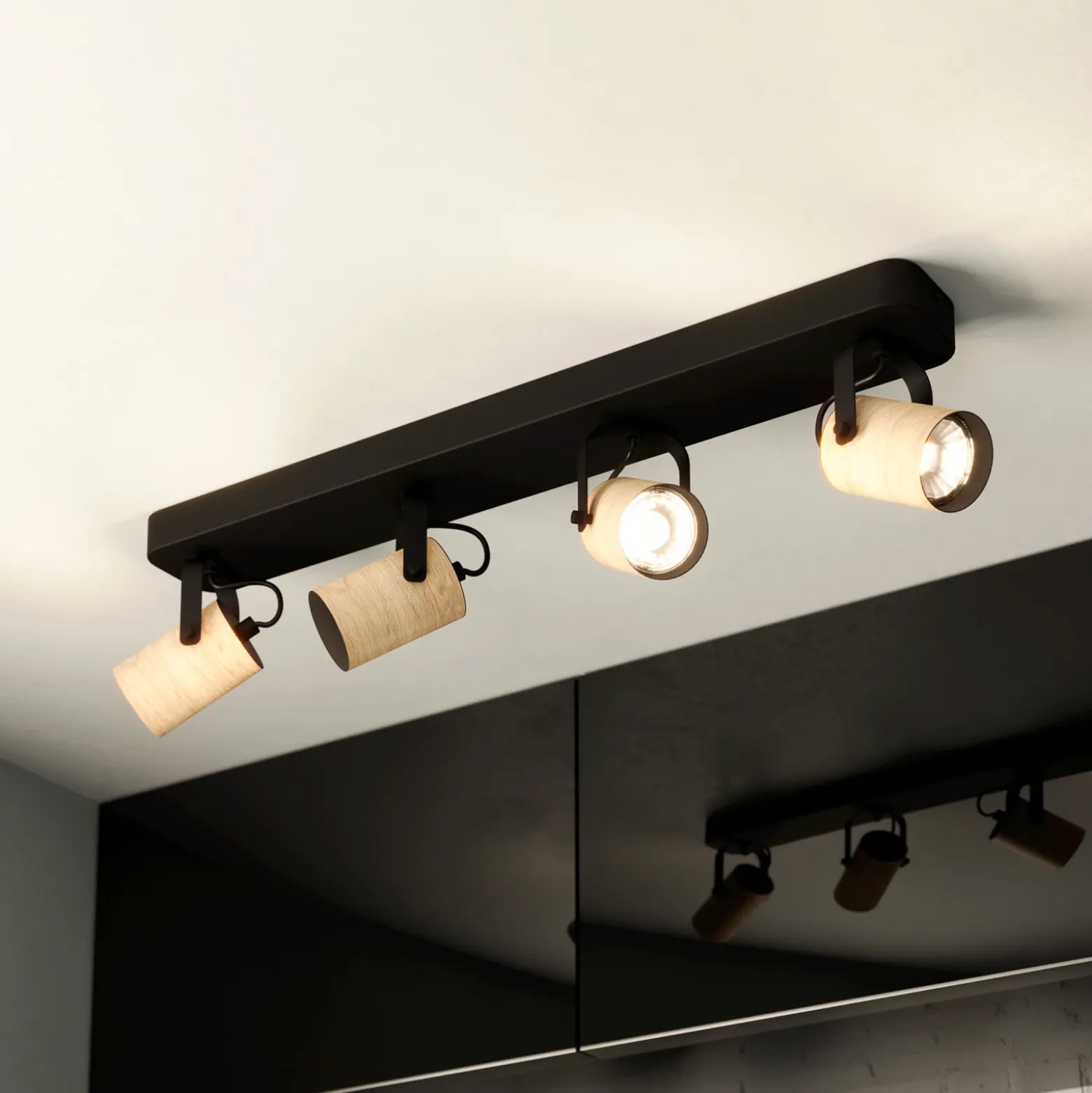 Cayuca downlight de techo, decoración en negro/madera, 4 luces