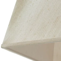 Deco - Una lámpara de pie con diseño elegante