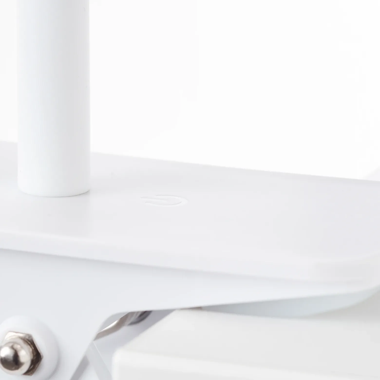 De mesa de pinza LED Adda blanco 3 pasos atenuable