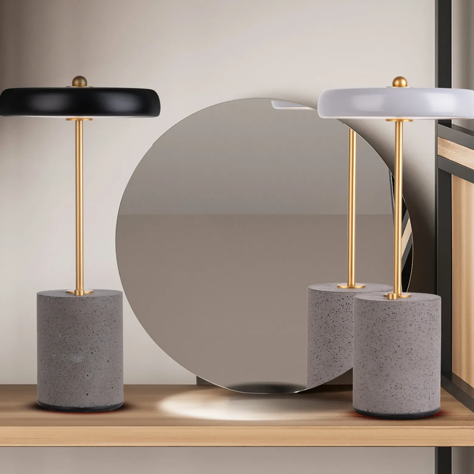 De mesa LED Seta, batería, cemento, pantalla negro