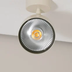 Downlight Chloe color crema, metal, 16 cm, orientable, GU10