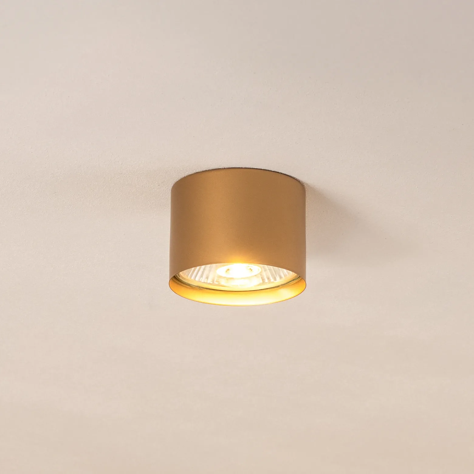 Downlight Chloe fijo, dorado