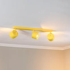 Downlight Chloe orientable 3 luces, amarillo