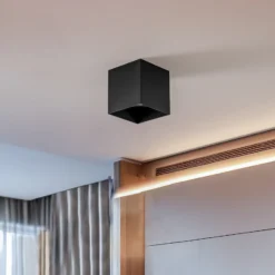 Downlight Cobble en forma angular, negro