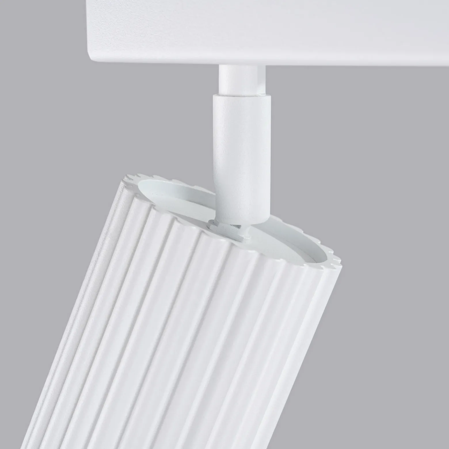 Downlight de carbono, blanco, longitud 81 cm, aluminio, 4 luces.