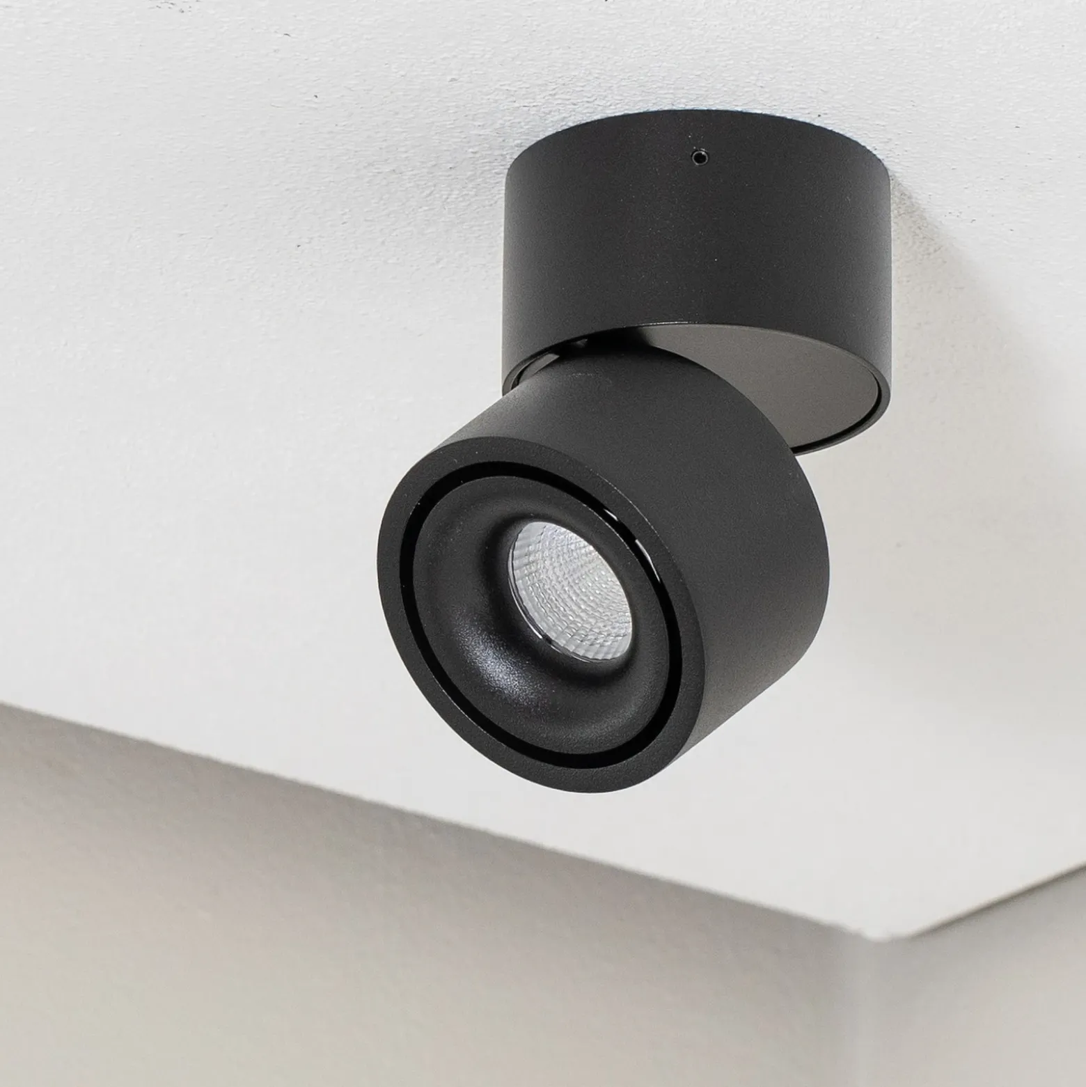 Downlight LED Arcchio Rotari, 620 lm, 1 luz, negro