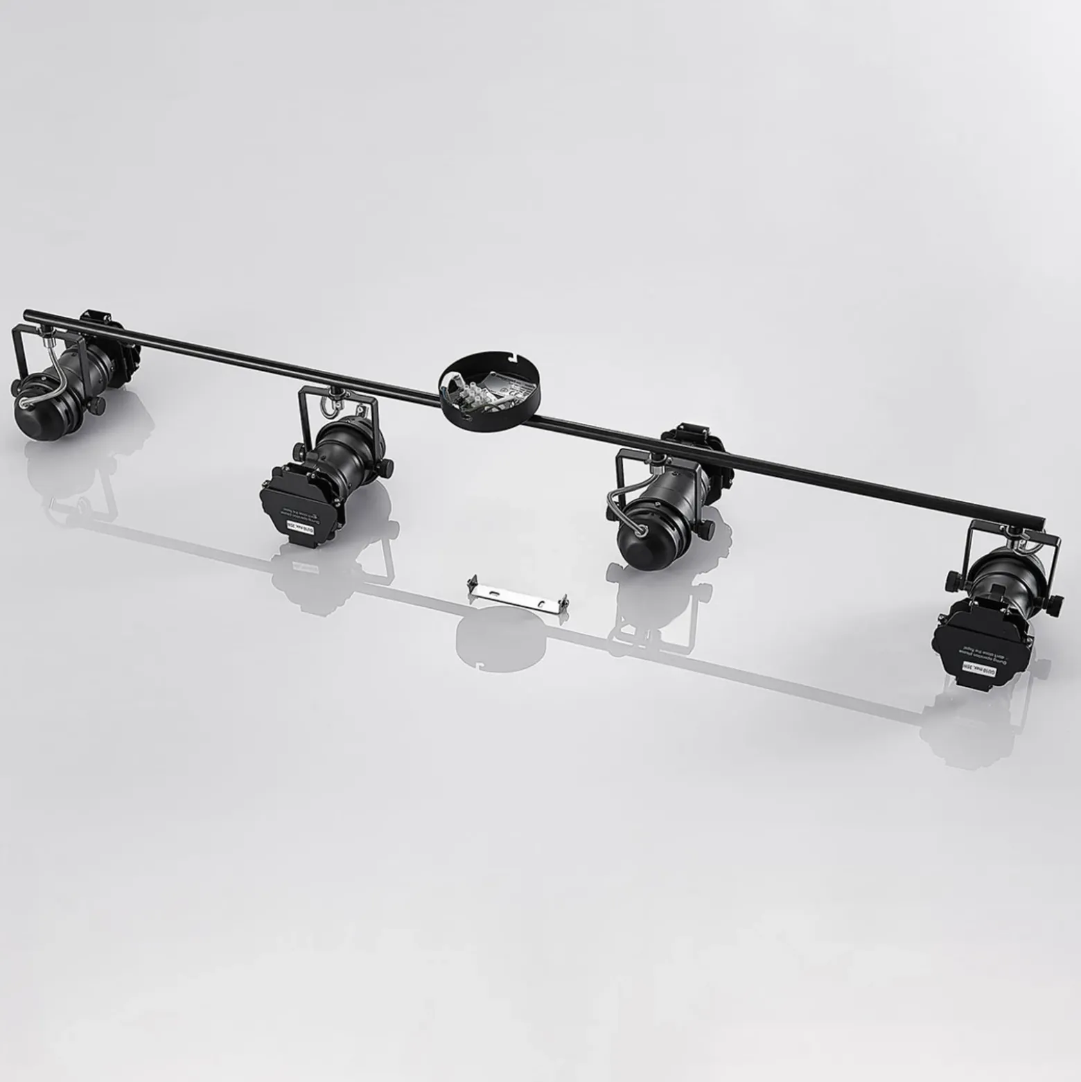 Downlight Lindby Tilen, 4 luces, negro, metal, 125 cm