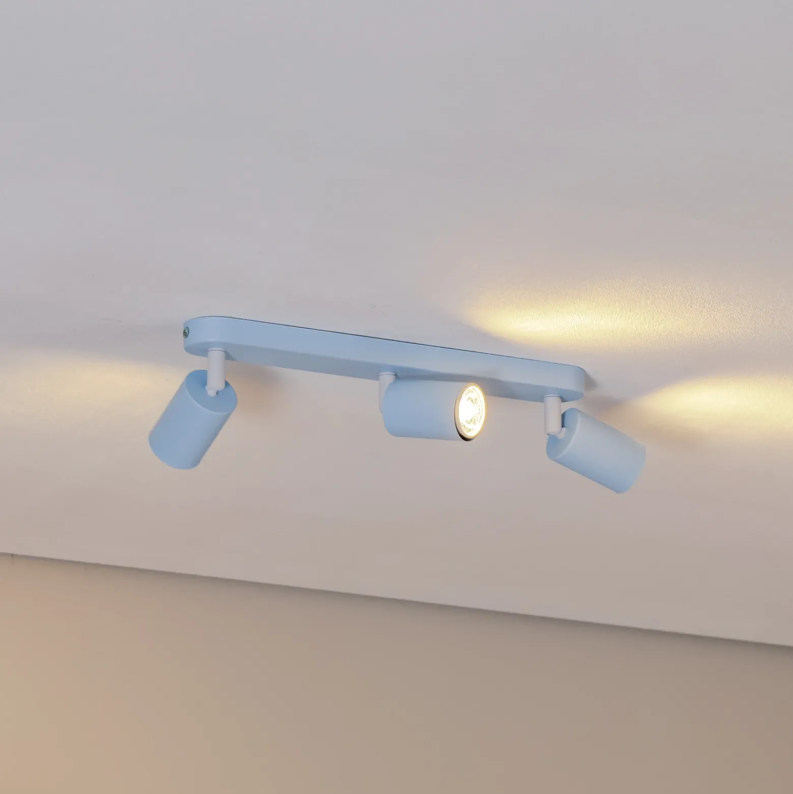 Downlight Livia, azul claro, 52 cm, 3 luces, metal, GU10