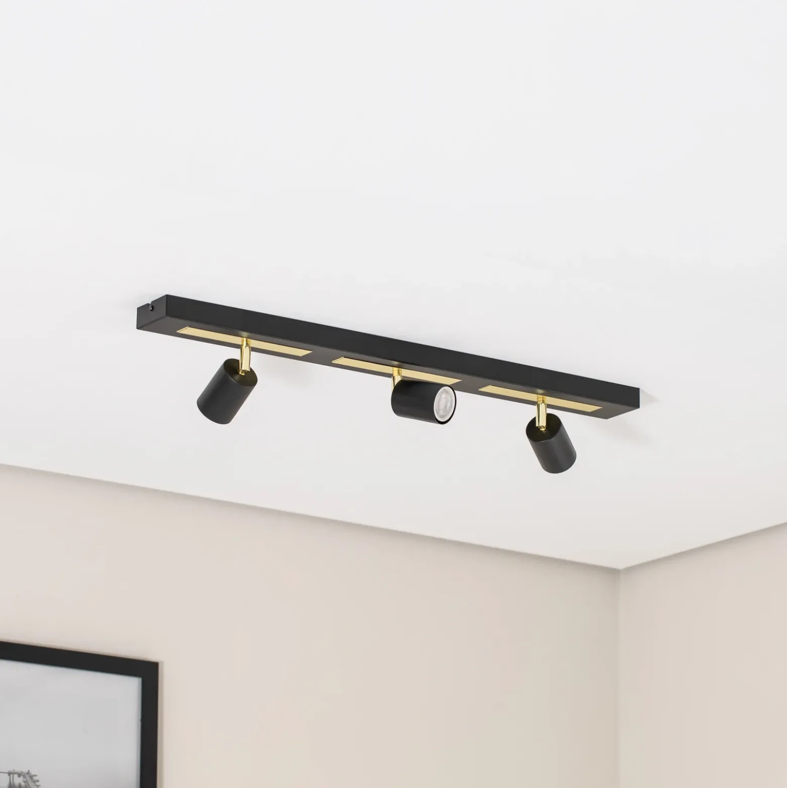Downlight Rodez, negro/dorado, longitud 80 cm, 3 luces.