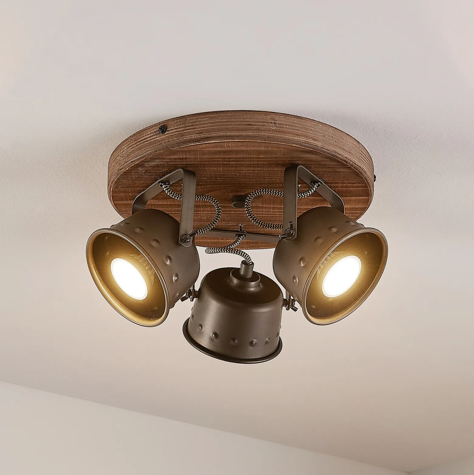 Downlight Rubinjo de Lindby, Ø 31 cm, 3 luces, madera, GU10