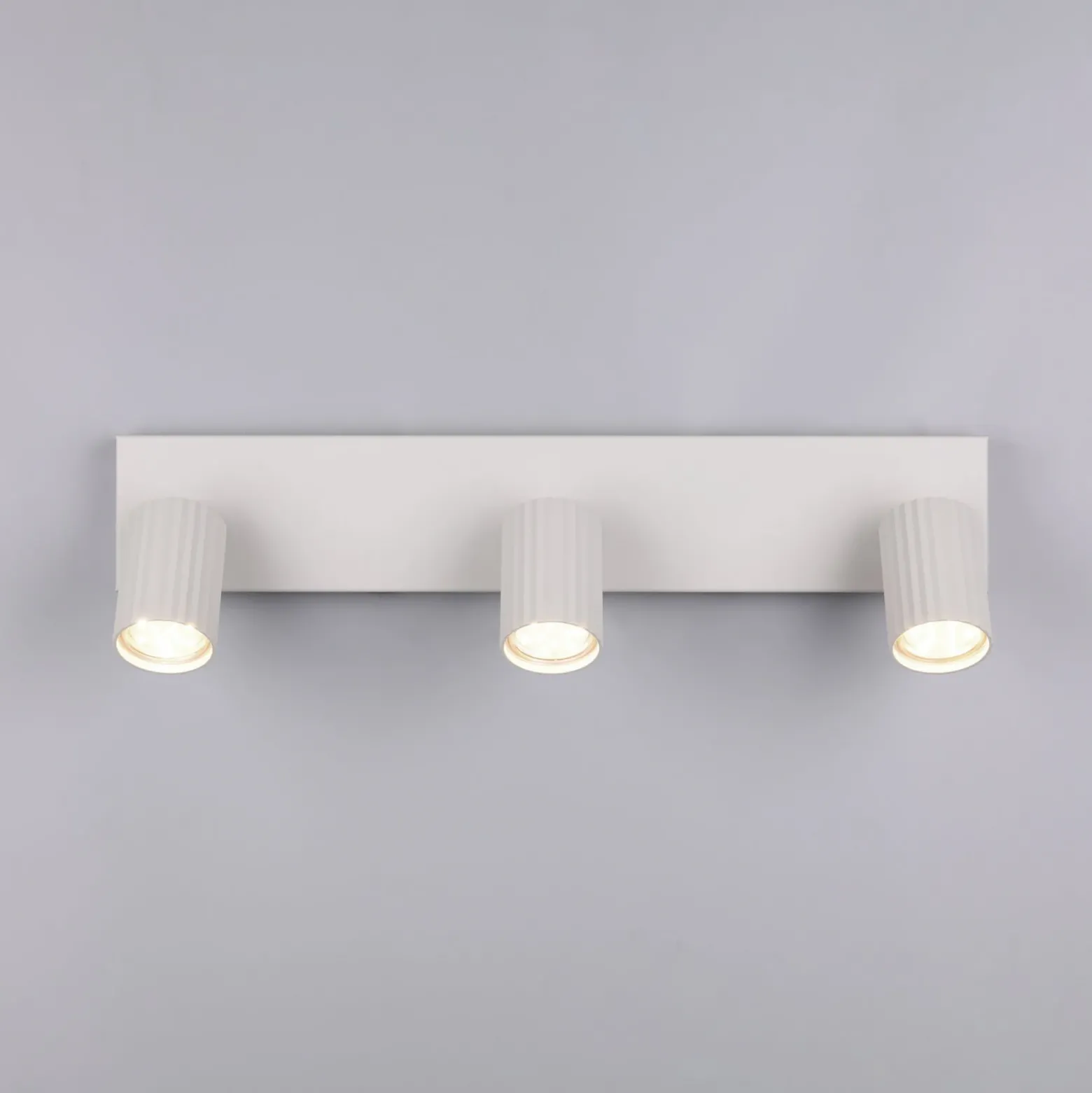 Downlight Soka, gris claro, longitud 50 cm, metal, 3 luces.