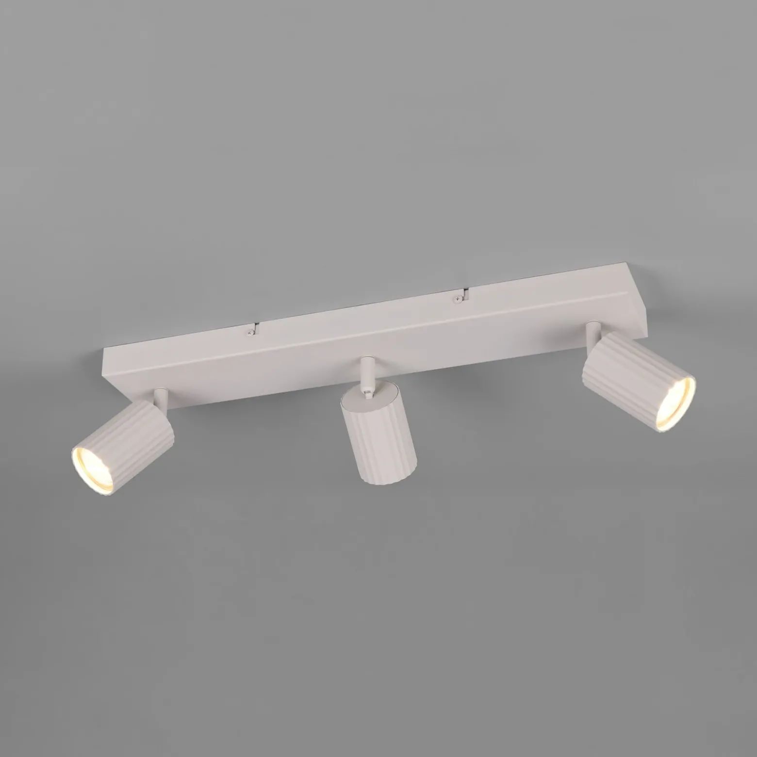 Downlight Soka, gris claro, longitud 50 cm, metal, 3 luces.