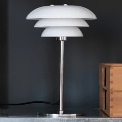 Dyberg Larsen DL20 lámpara de mesa vidrio, cromo