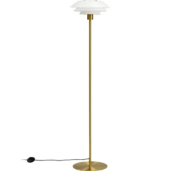 Dyberg Larsen lámpara de pie DL31, color latón, altura 133 cm