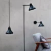 Dyberg Larsen lámpara de pie Tokyo, negra, altura 155 cm, metal