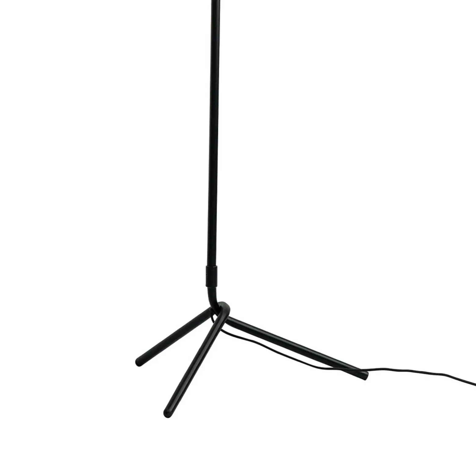 Dyberg Larsen lámpara de pie Tokyo, negra, altura 155 cm, metal