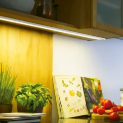 Dynamic LED Top-Stick lámpara superficie, 60 cm