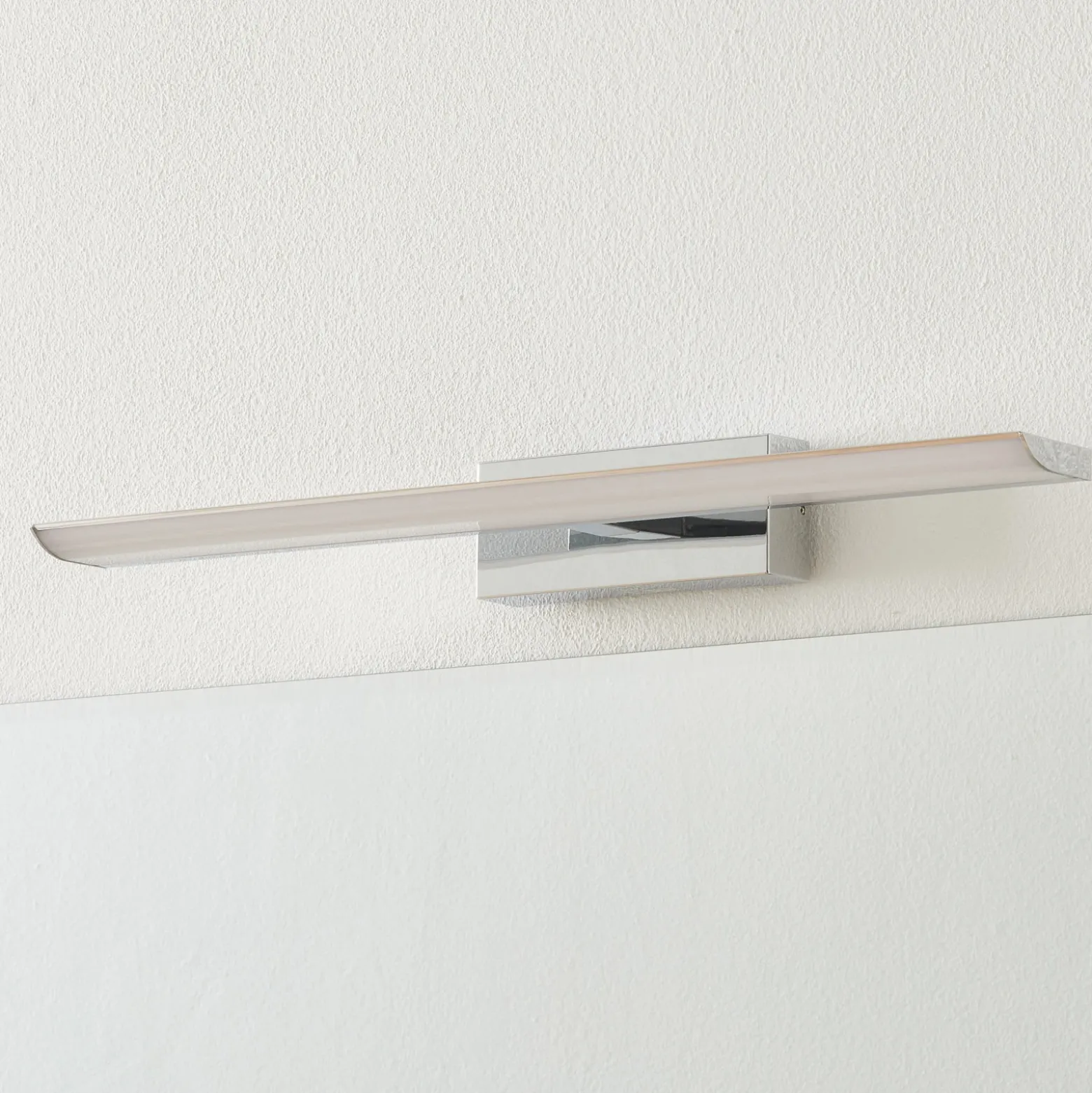 EGLO connect Tabiano-C lámpara espejo LED 60,5 cm