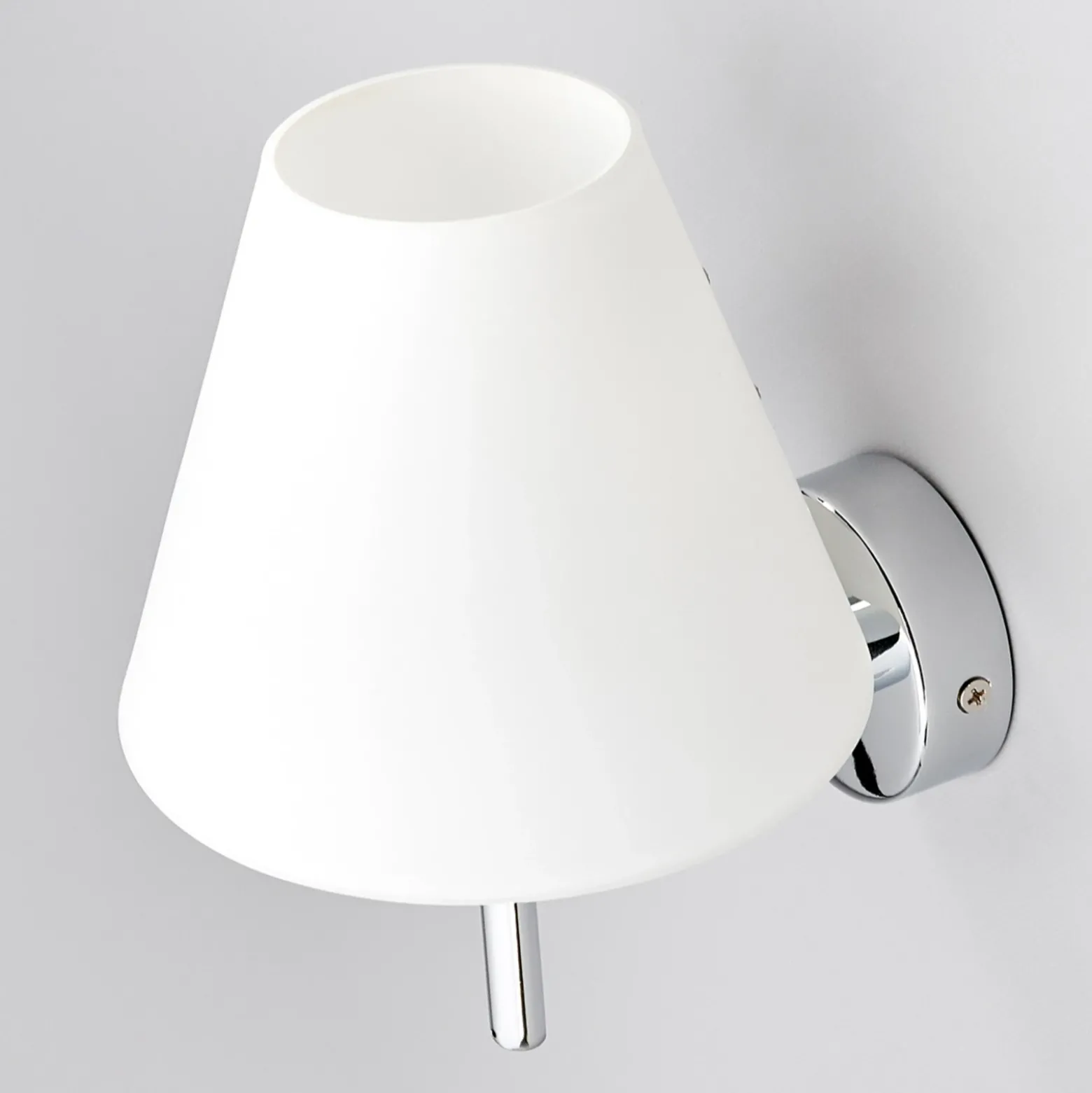 Elegante aplique Violetta para baño