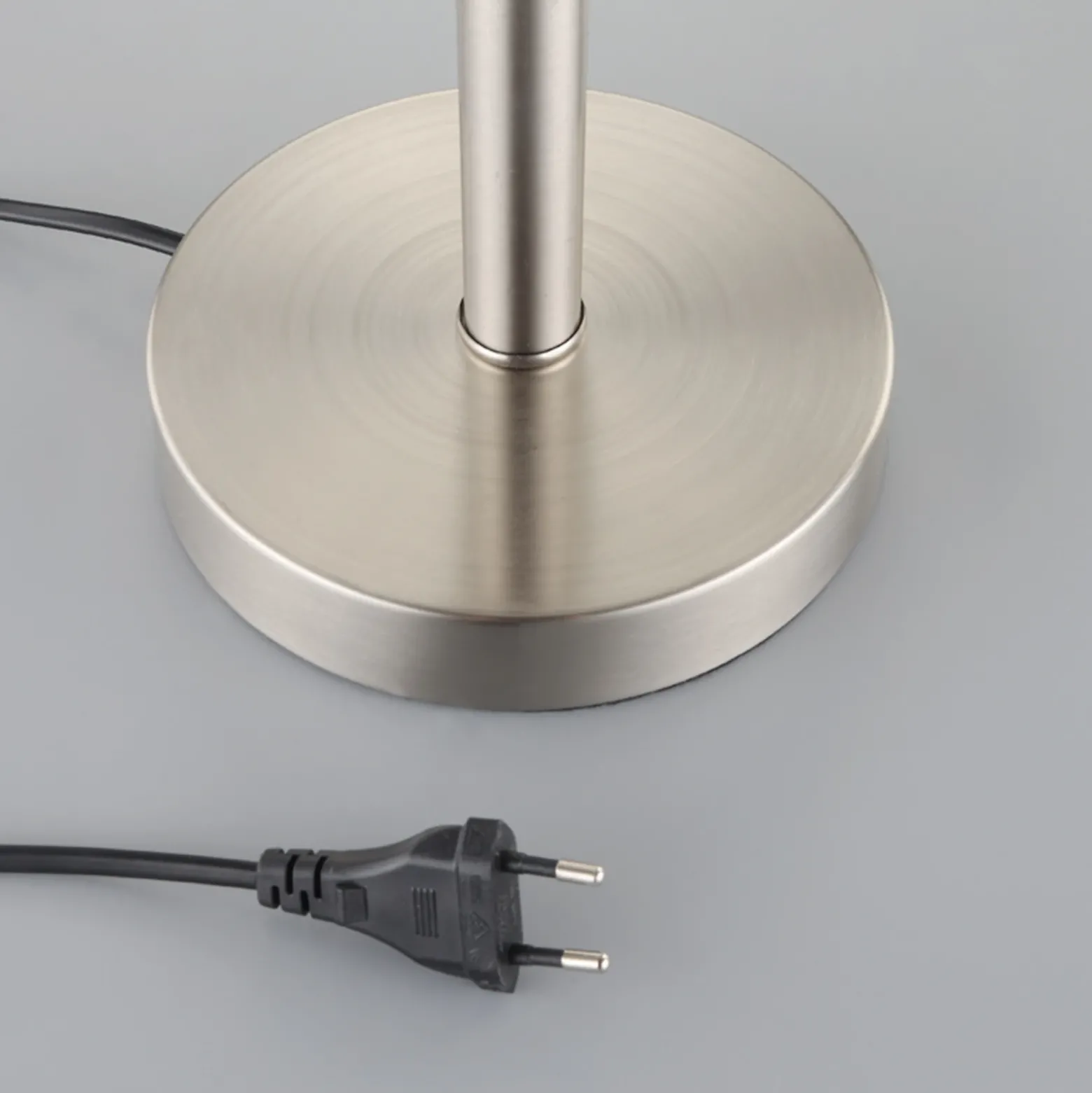 Elegante lámpara de mesa Jolie pantalla de vidrio