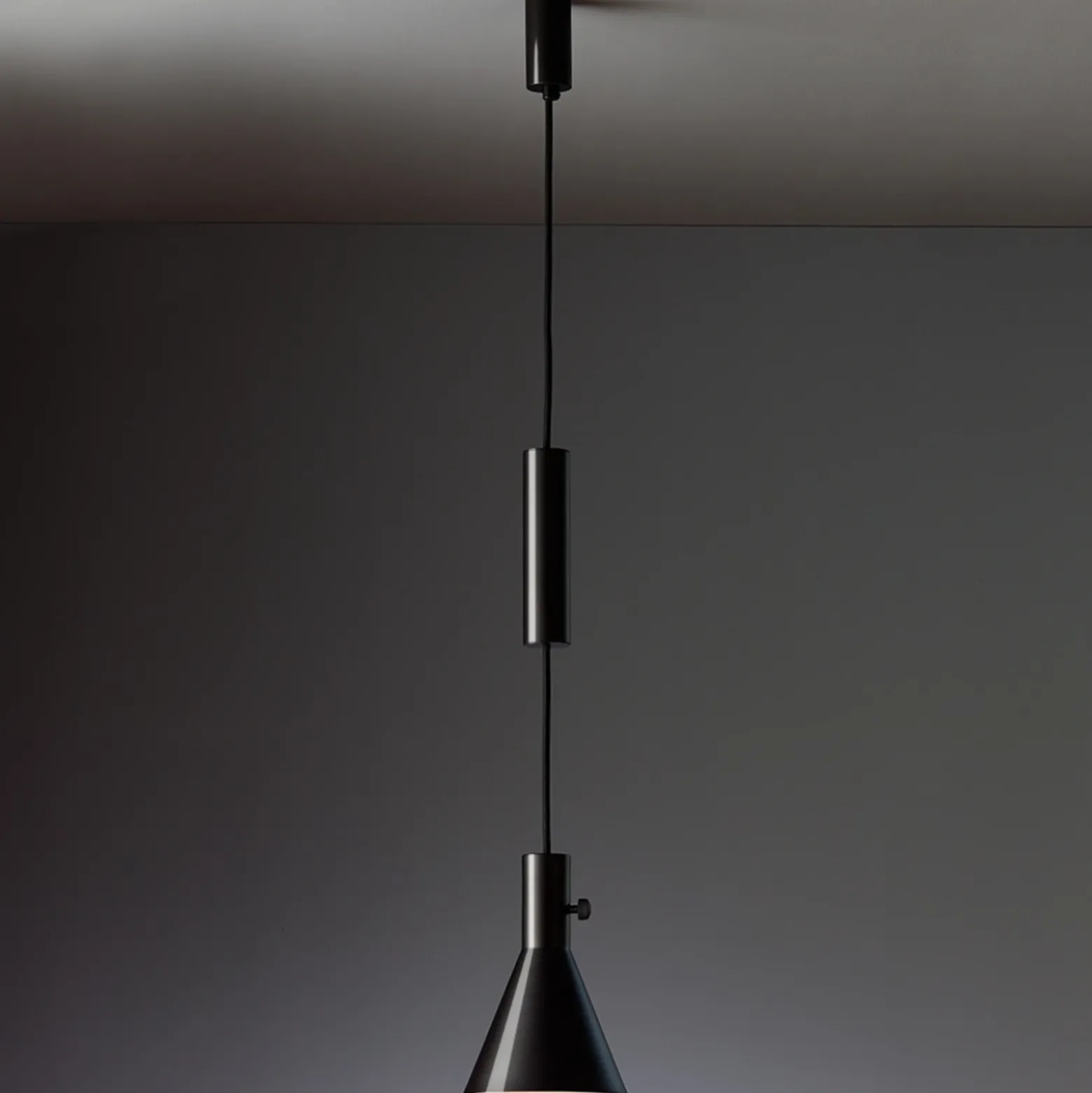 Eleu, lámpara colgante LED negro brillante