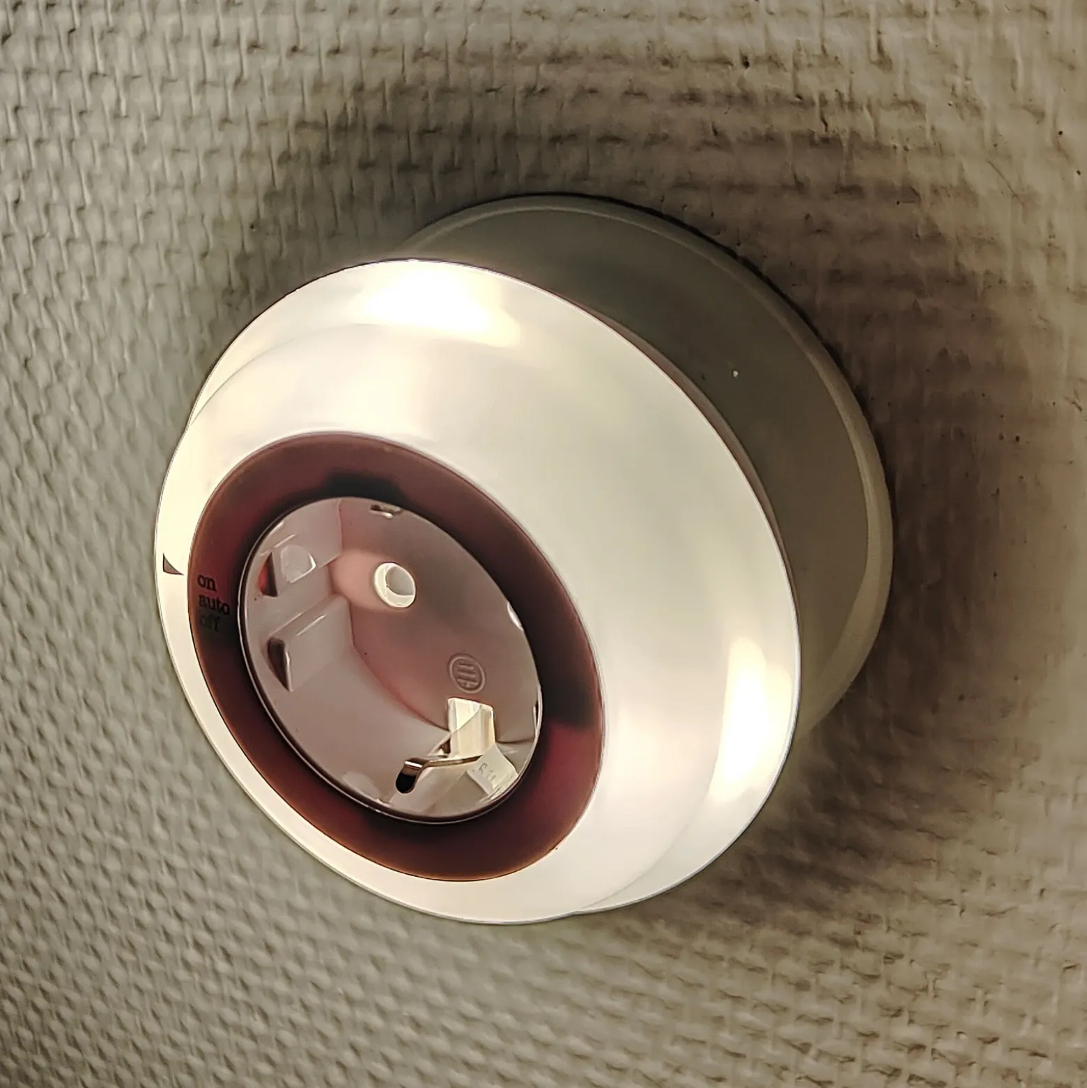 Enchufe adaptador con lámpara nocturna anillo LED