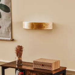 Envostar Aplique de pared Kerio, ancho 40,5 cm, madera de roble