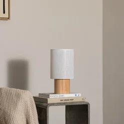 Envostar Asolita lámpara de mesa base de madera pantalla blanca