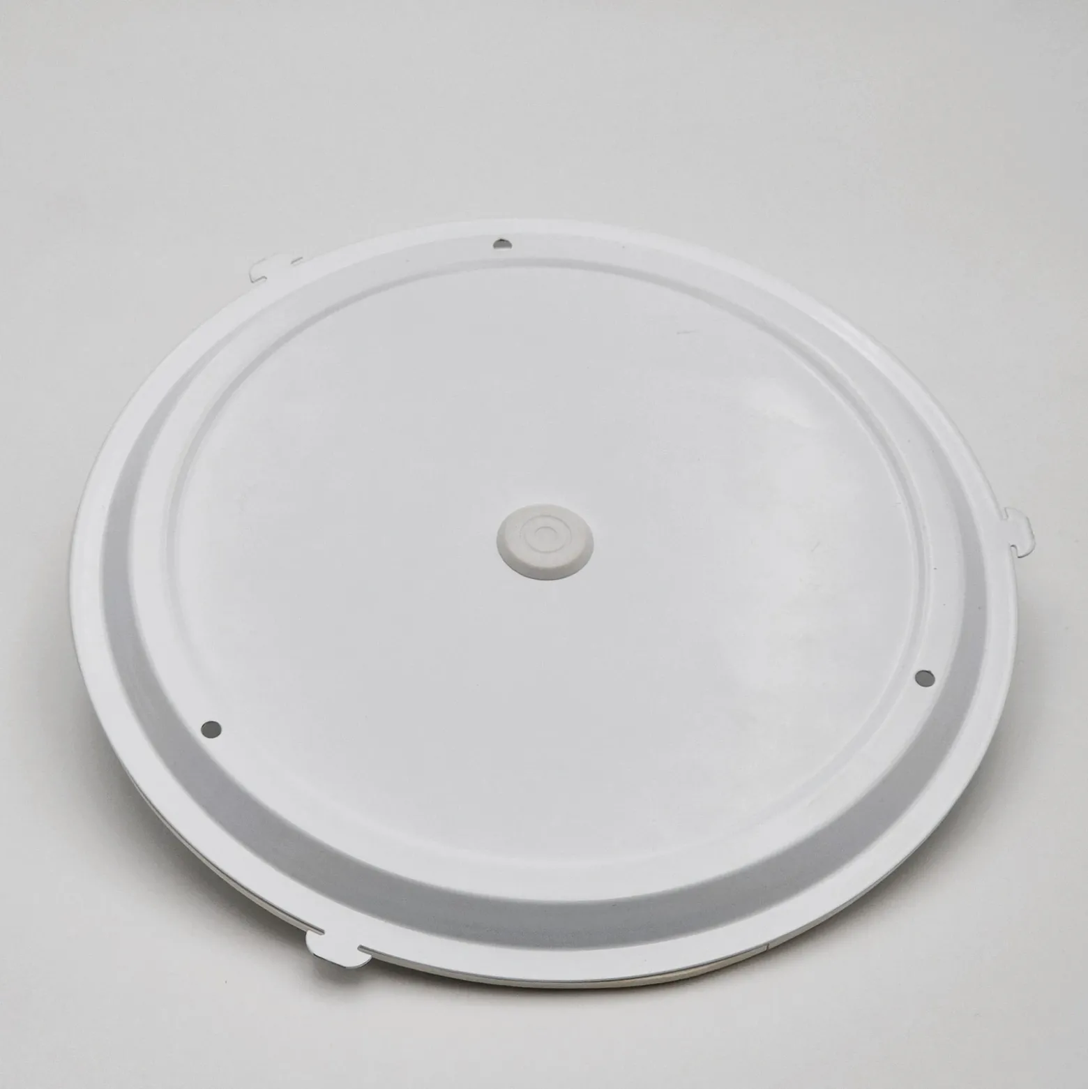 Envostar Caspian plafón, Ø 27 cm, IP54, roble