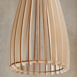 Envostar Lámpara colgante Furn, contrachapado de abedul, 1 luz