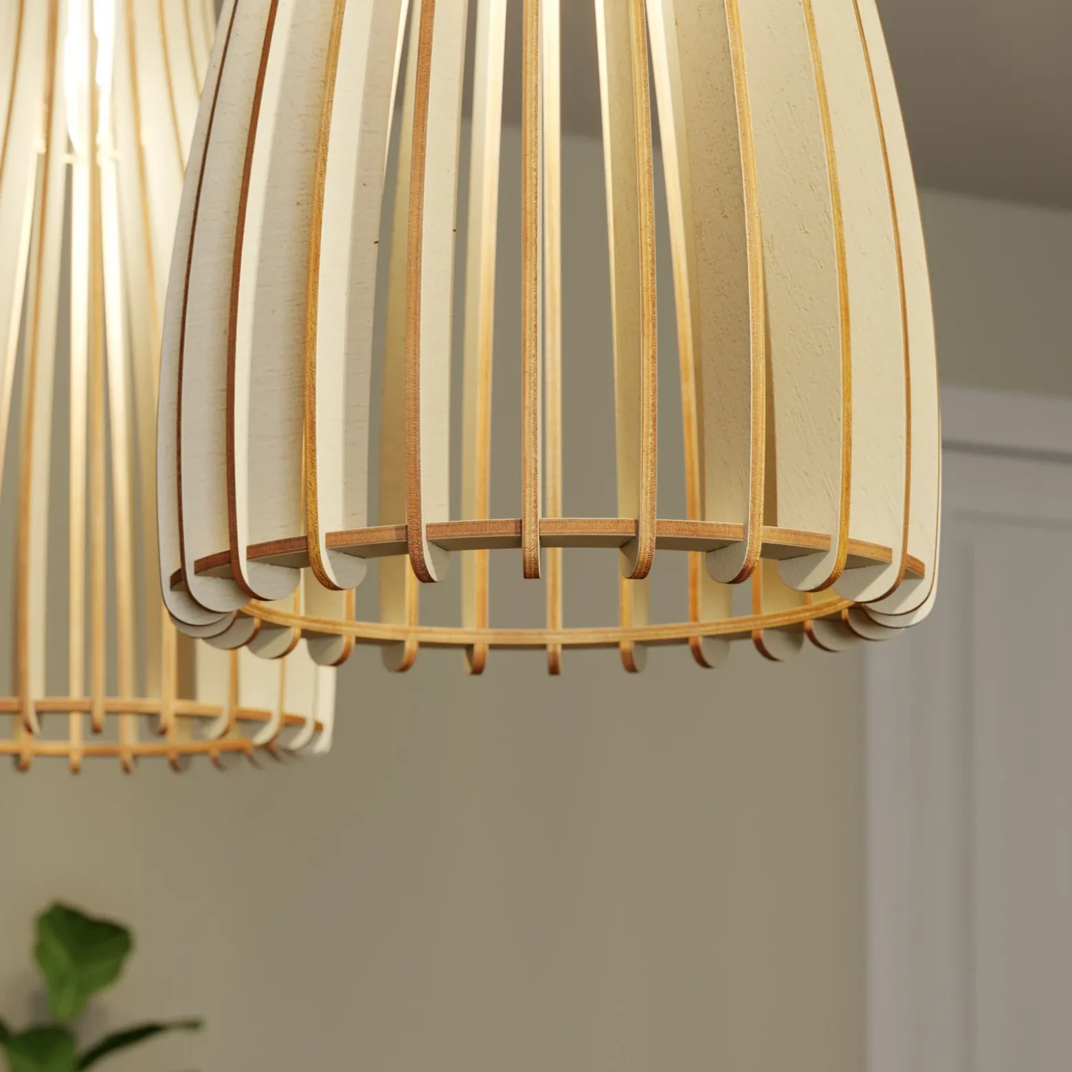 Envostar Lámpara colgante Furn, contrachapado de abedul, 3 luces