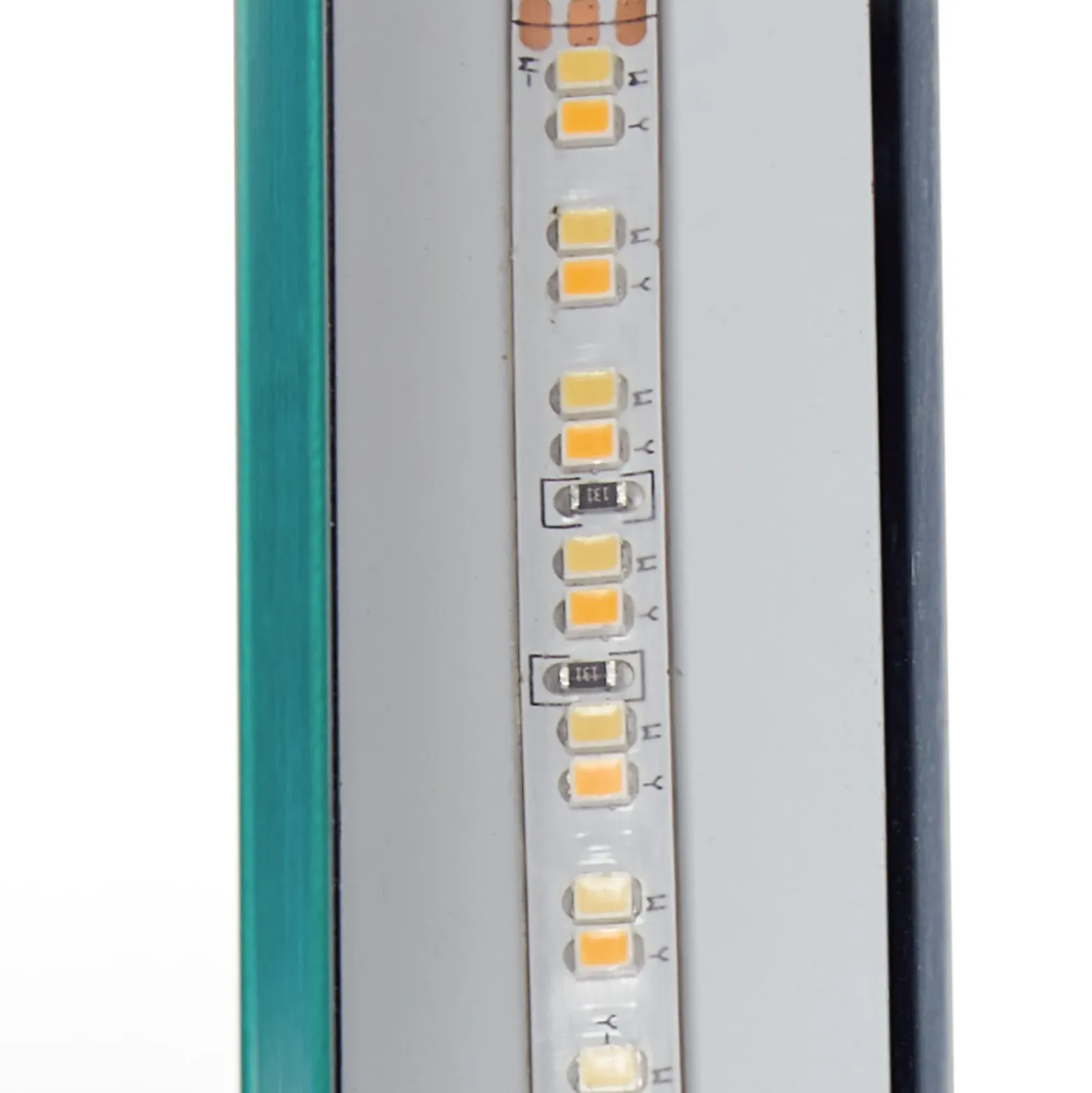 Espejo Lucande LED Celestiel, en forma de gota, CCT, 60 cm