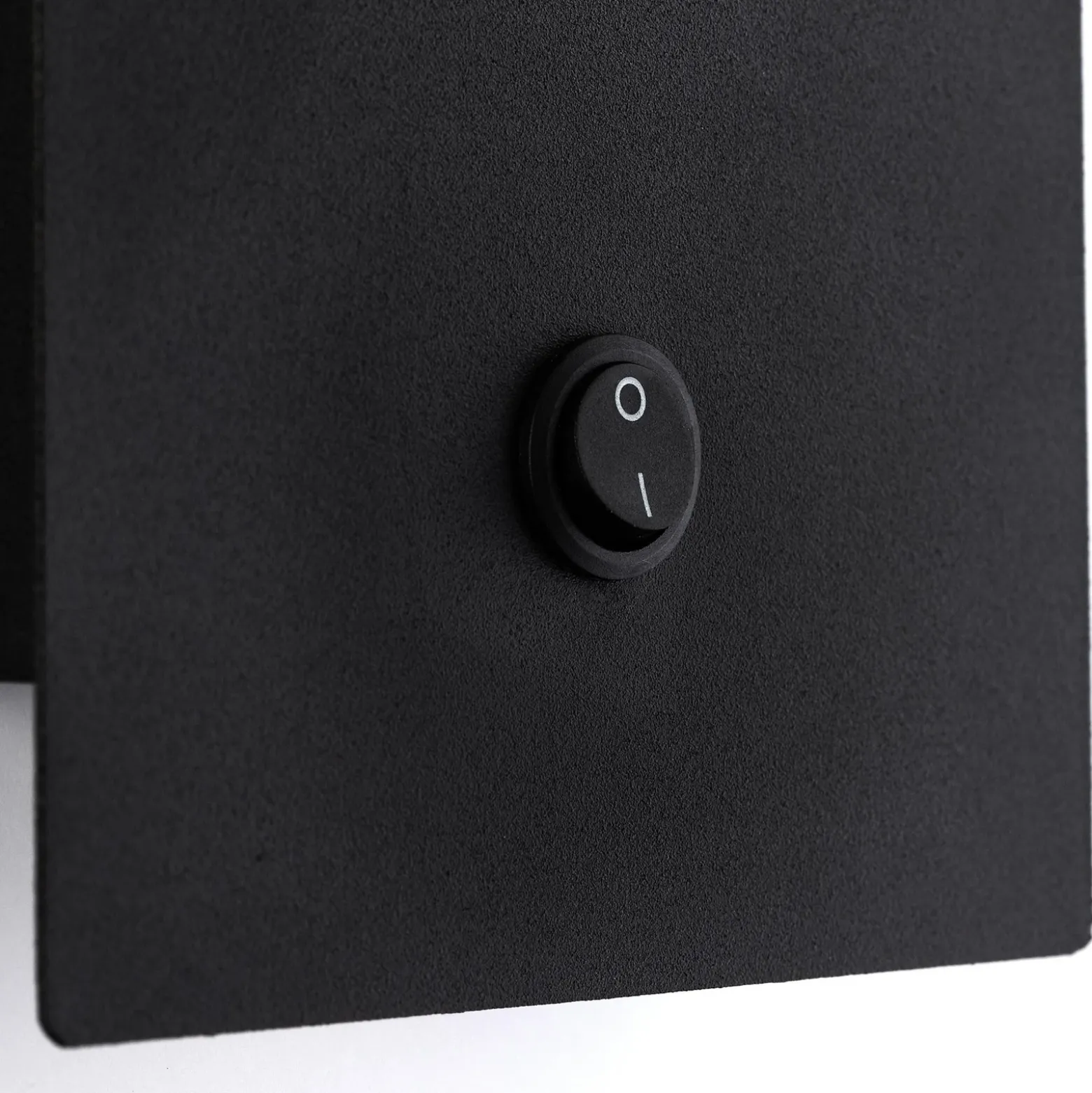Foco de pared Ayr, negro mate, altura 20 cm, metal