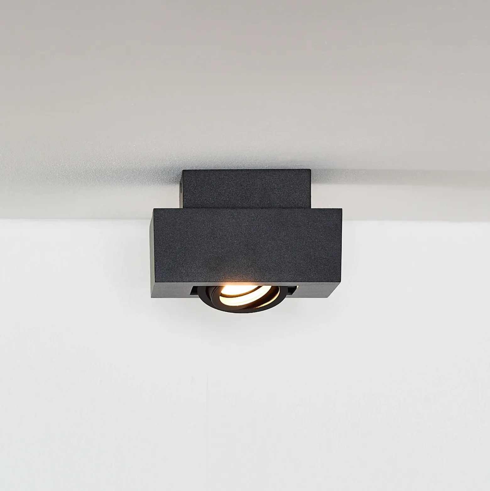 Foco de techo Xirax, 1 luz, negro