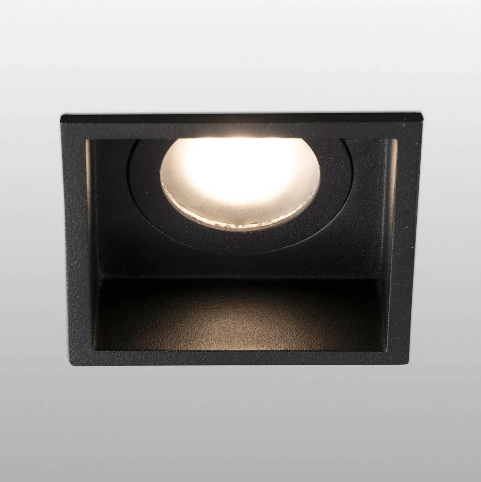 Foco empotrado Hyde 1 luz marco angular IP44 negro