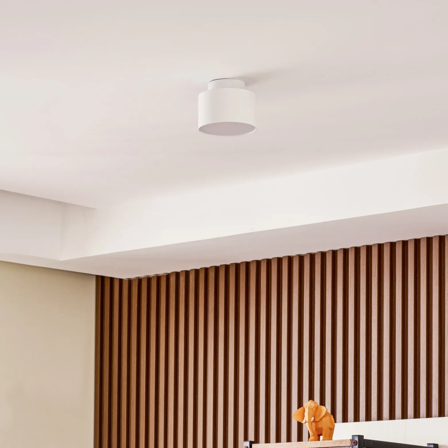 Foco LED Nivoria de Lindby, Ø 11 cm, 15 W, blanco, metal