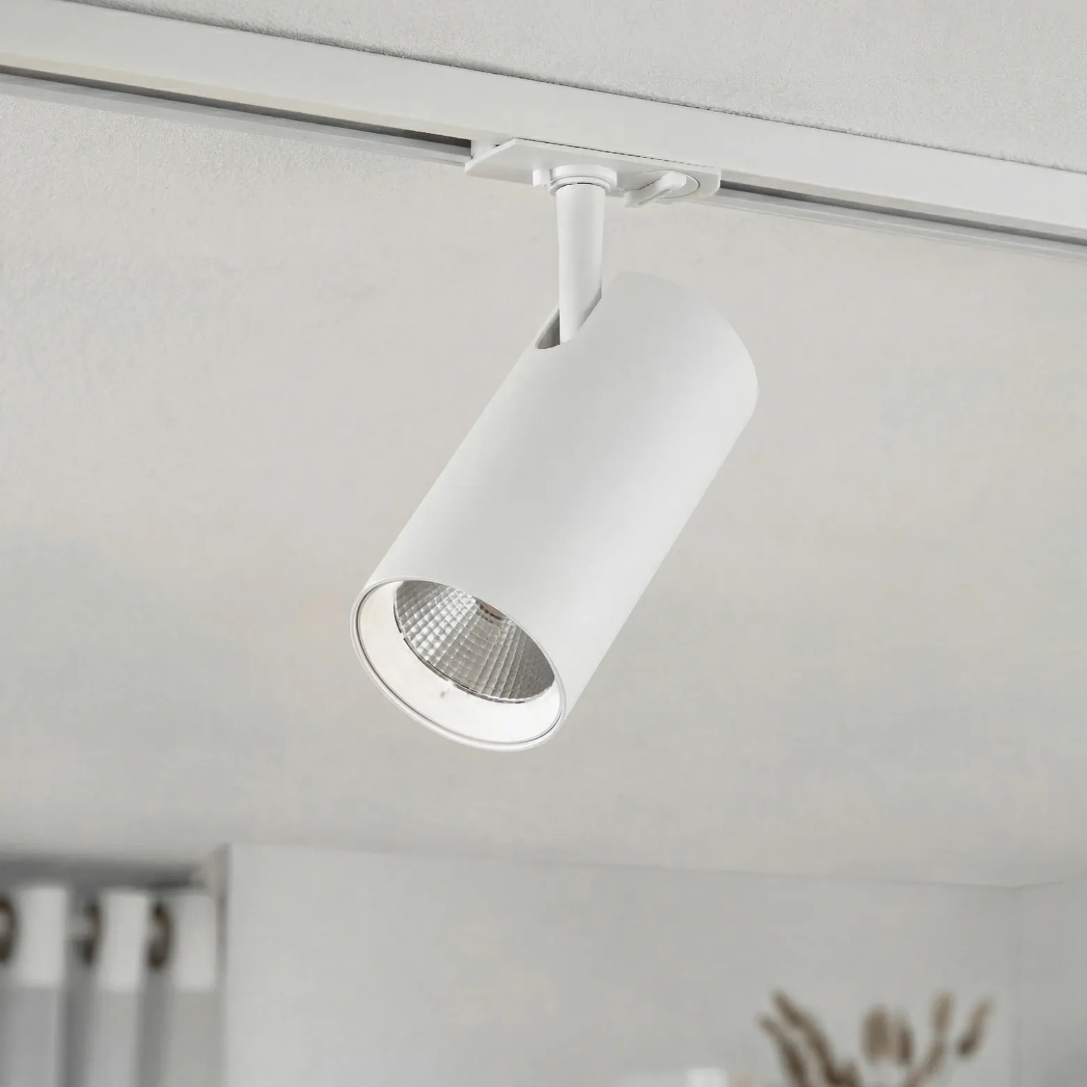 Foco LED para rieles Lindby Linaro, blanco, Ø 7 cm, aluminio, CCT
