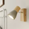 Foco Lindby Filiz, 12 cm de altura, madera, hormigón, E14