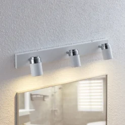 Foco Lindby Kardo, 3 luces, blanco, metal, IP44