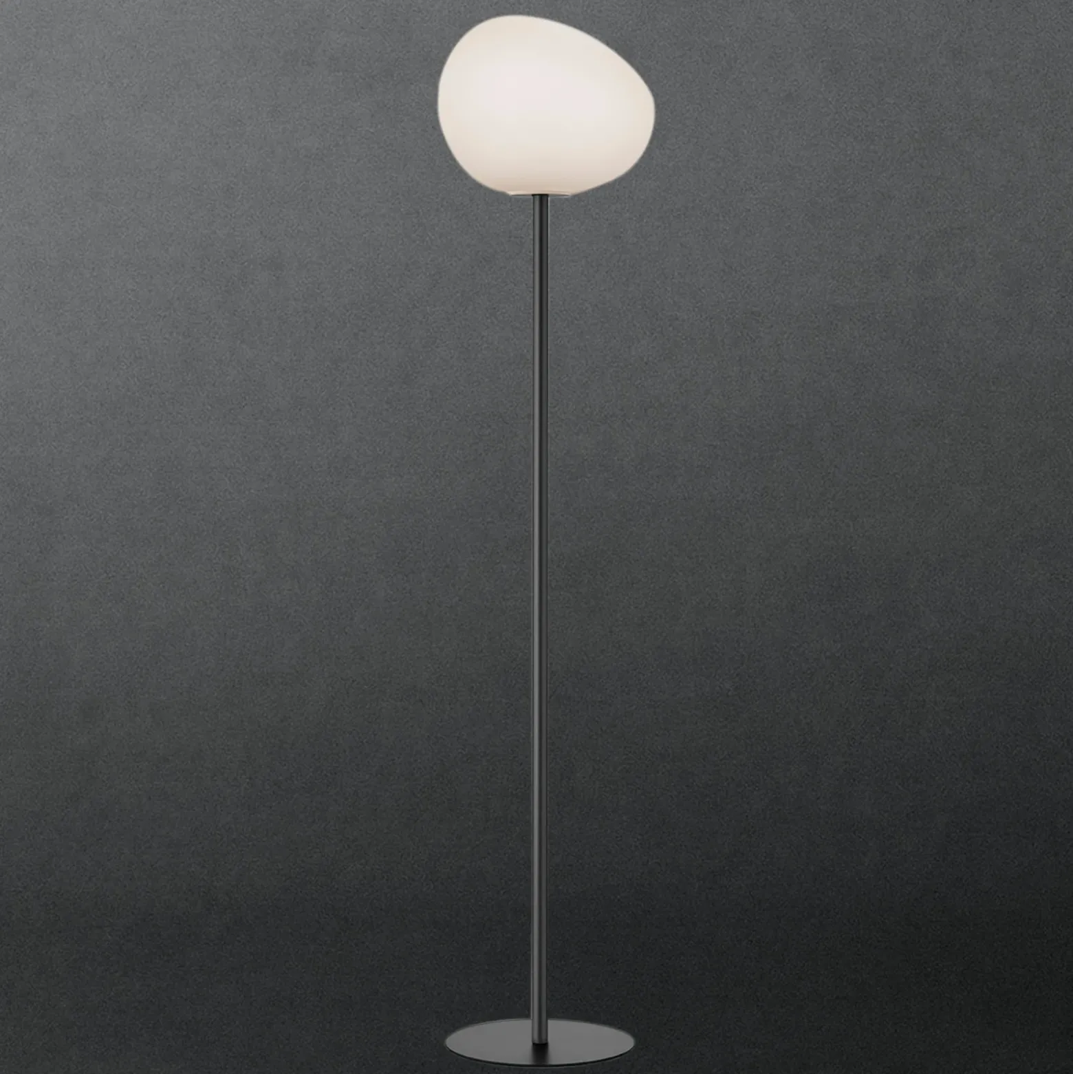Foscarini Gregg media lámpara de pie 151cm grafito