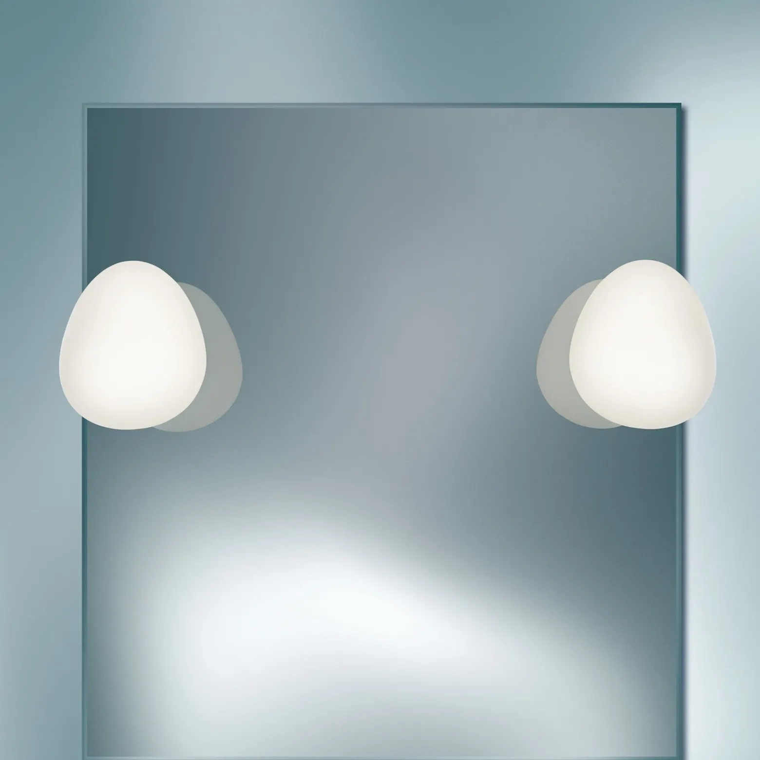 Foscarini Gregg piccola lámpara de espejo blanca