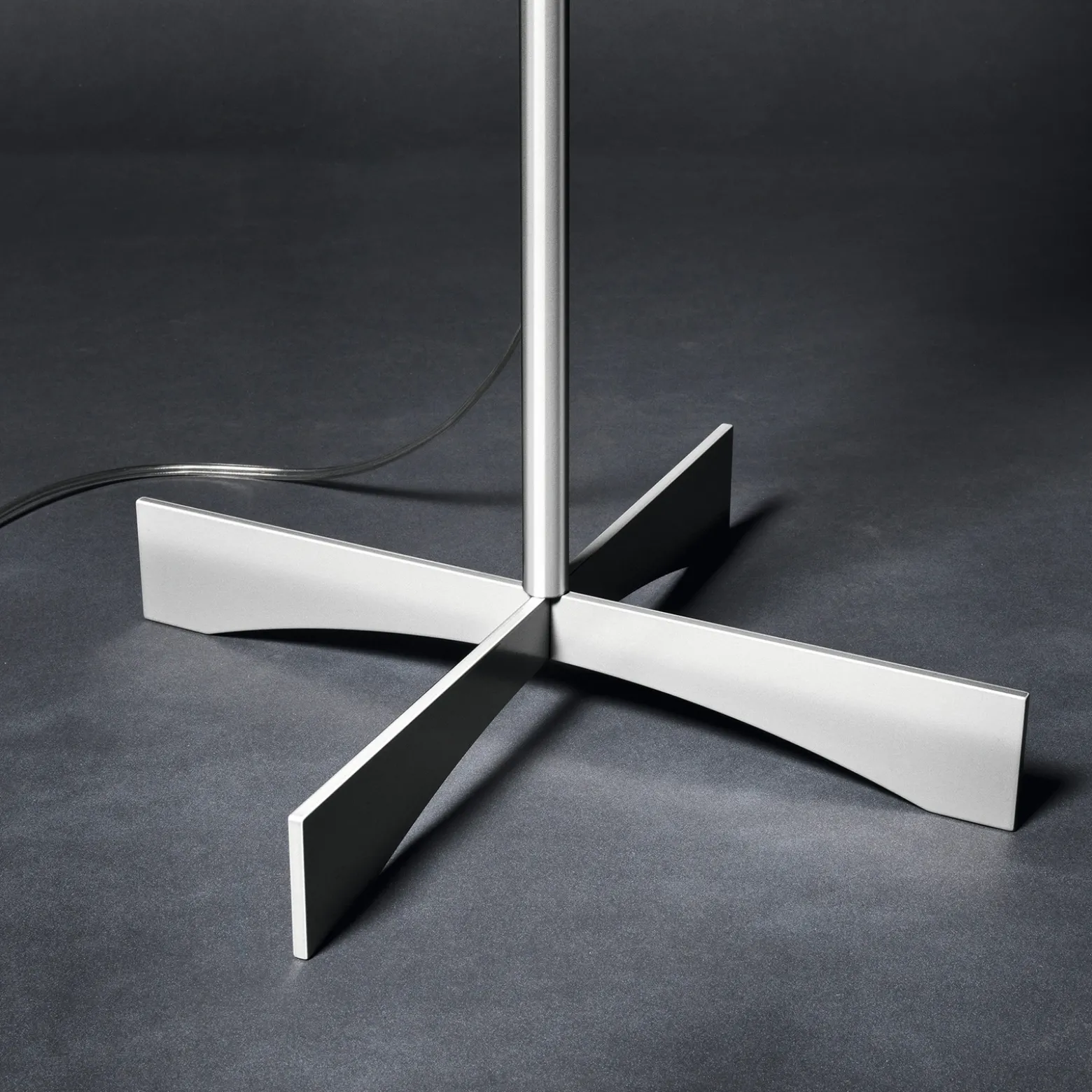 Foscarini Havana lámpara pie, cromo/blanco