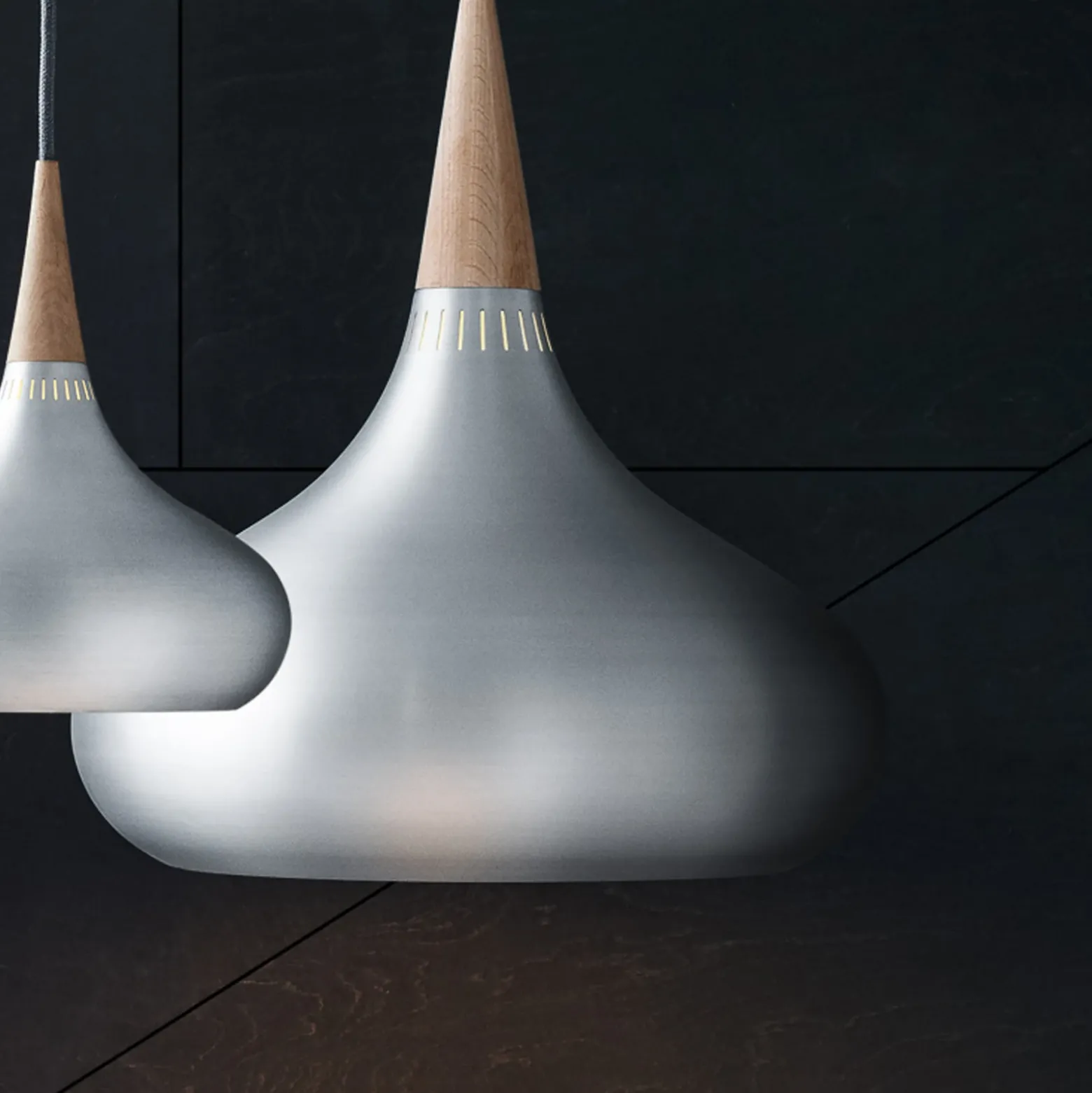 FRITZ HANSEN Orient P3 colgante aluminio/roble Ø 50 cm