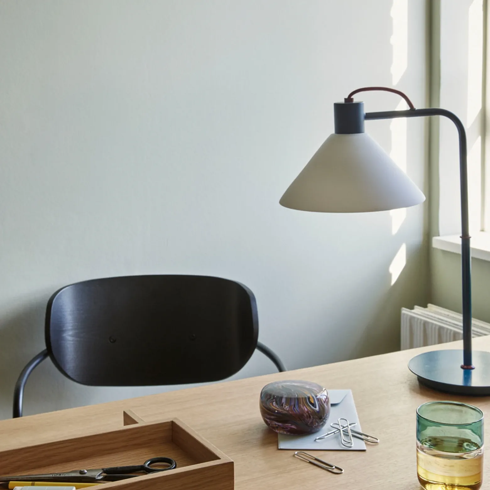 Hübsch Lámpara de mesa foco, azul, blanco, cristal, hierro, E27