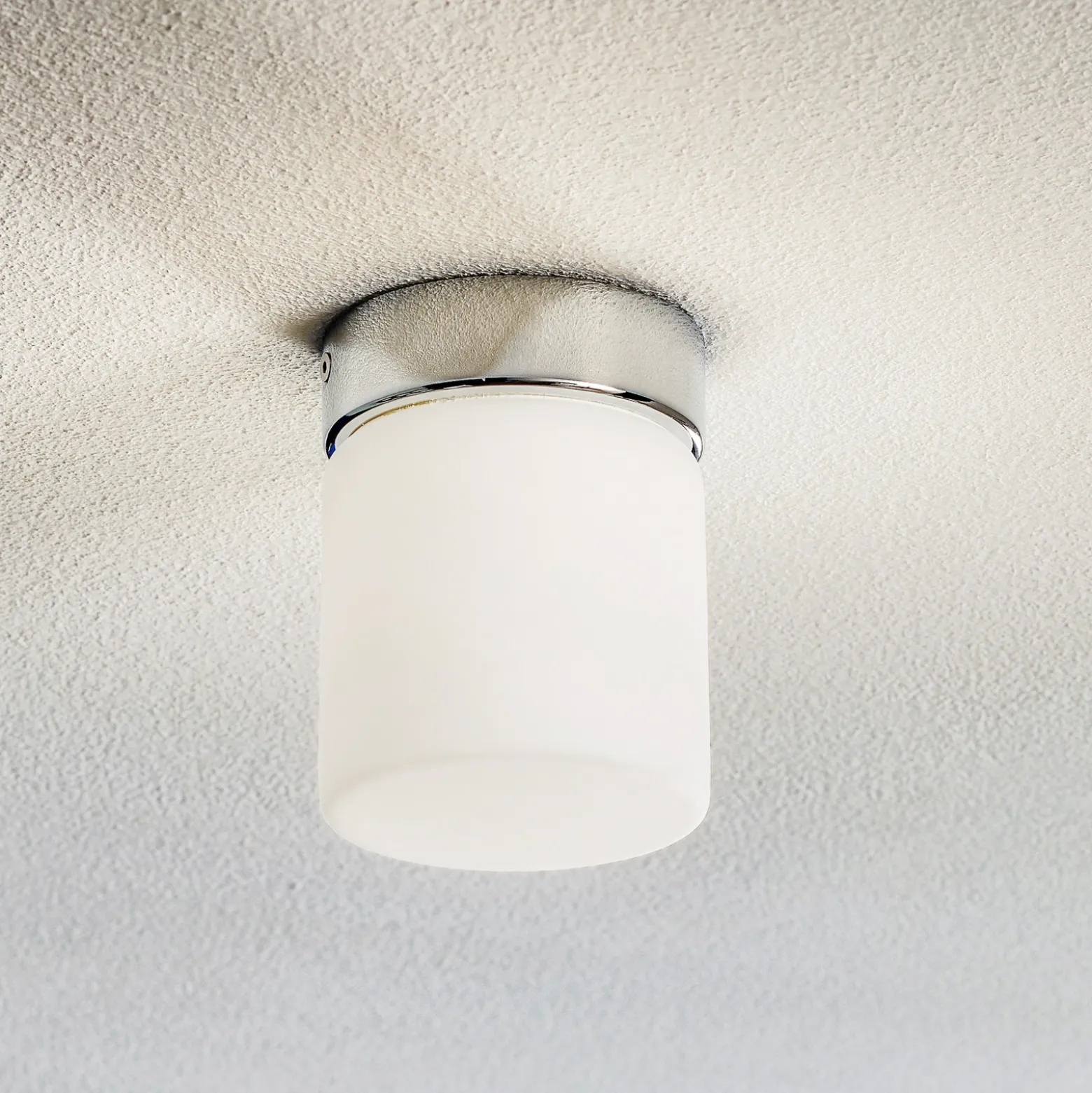Helestra Keto plafón LED, cilindro, cromo