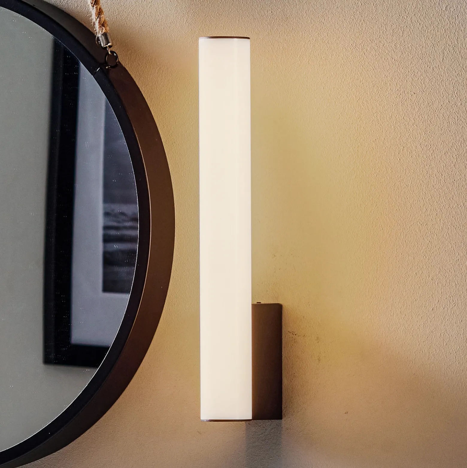Helestra Loom lámpara de espejo LED negro 30 cm