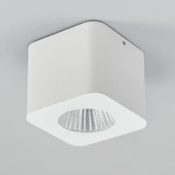 Helestra Oso foco de techo LED, angular, blanco
