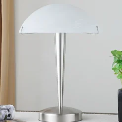 Hermosa lámpara de mesa Viola, níquel mate