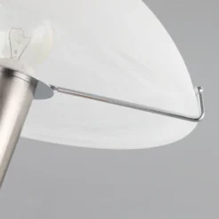 Hermosa lámpara de mesa Viola, níquel mate