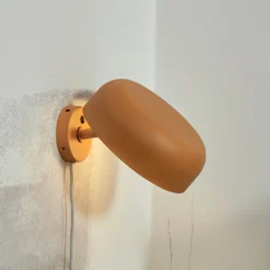 IT'S ABOUT ROMI Aplique de pared Porto, amarillo mostaza